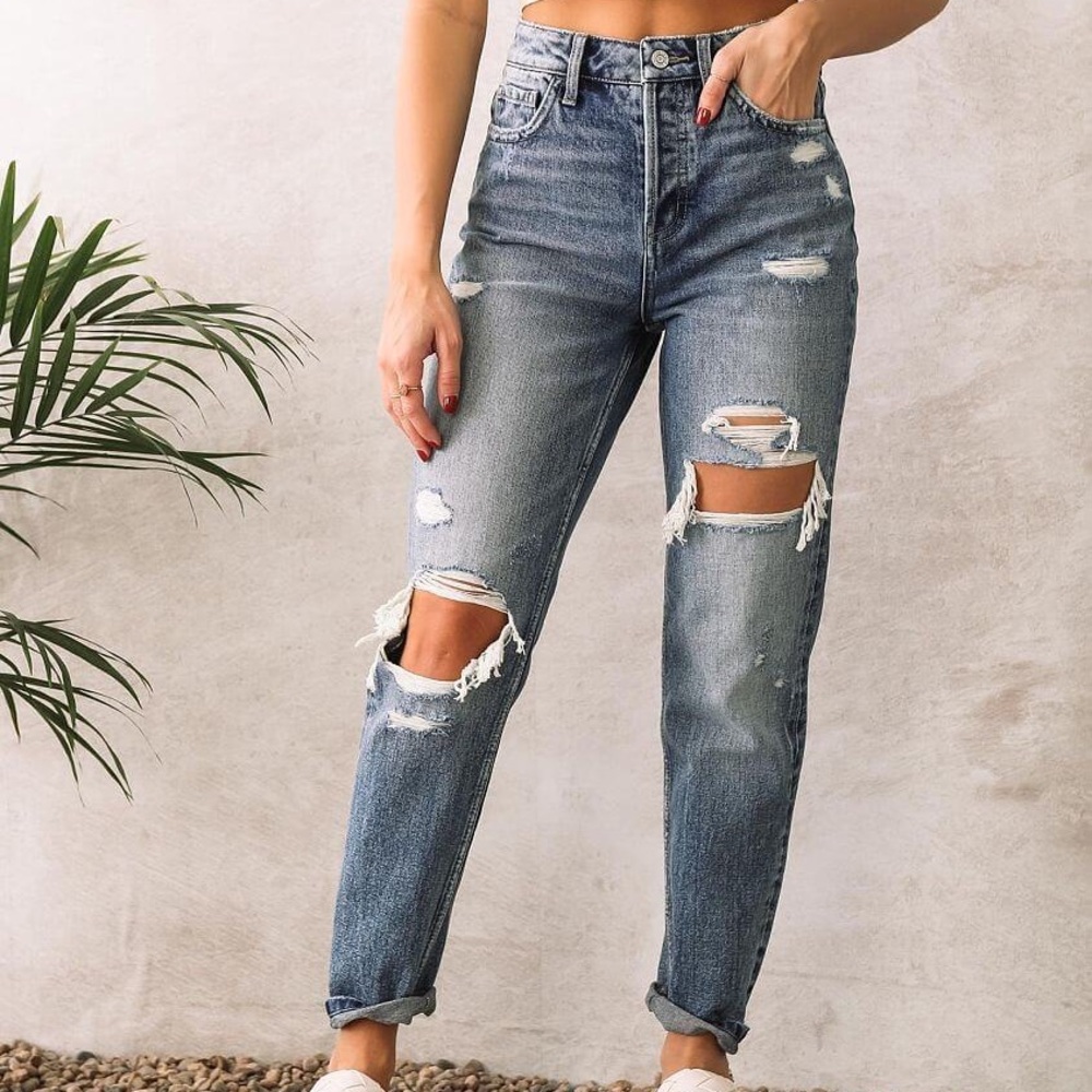 Buckle Mom Jean